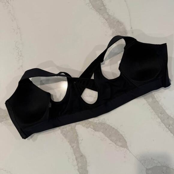 Layer 8 NWT FrontZip Padded Maximum Support SportsBra Womens Small Black Strappy - Picture 4 of 6